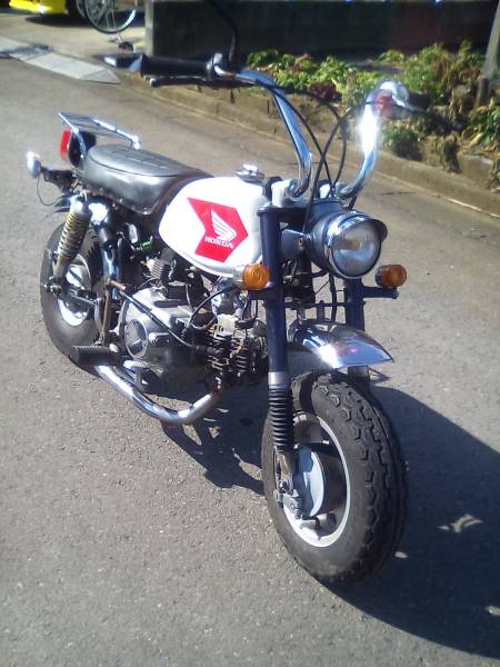 ４Ｌモンキー部品取りレストアベース書ありエンジン実動だが