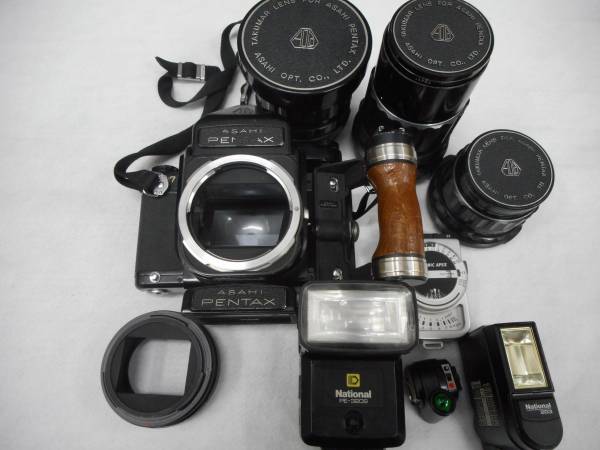 ASAHI PENTAX 6x7 中判フィルムカメラ レンズ3本セット ▽ペンタックス PENTAX 6x7▽レンズ3本＋付属品 中判 フィルムカメラ