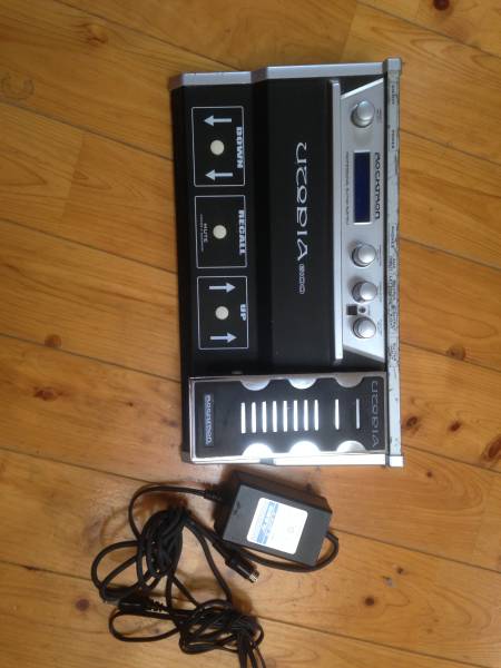Rocktron G100 Utopia rocktron utopia マルチエフェクターとファズ 