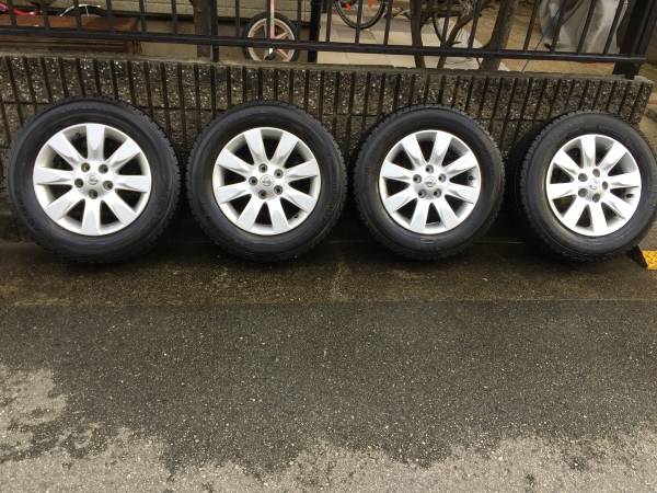 E51（4WD）純正16x6x1/2JJ 215/55R16 4本 スタットレス