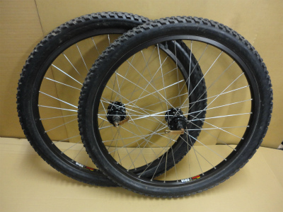 26インチ MTB DISC ホイールタイヤ付き前後セット タイヤ おまけ付き