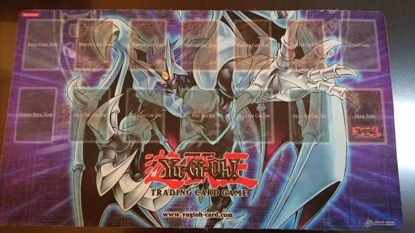 遊戯王 カオスネオス プレイマット 【公式通販】