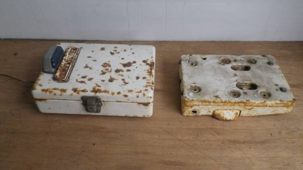 旧型　メグロ　Ｗ１　白バイ　書類入れ　ジャンク品