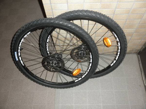 新古品★MACH1 MX　シマノハブ ディスクホイール★タイヤ付き