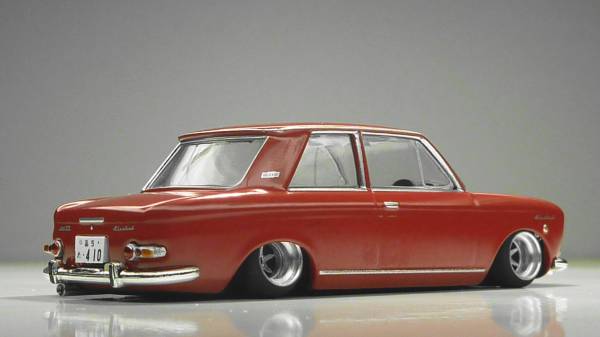 トミカLV1/64改DATUNブルーバード410深リム（ロンシャン）