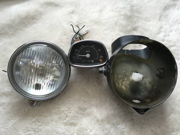 CT110　国内仕様　ライトケース、メーター等一式　ハンターカブ