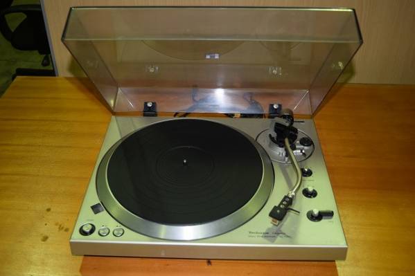 120☆Technics SL-1301 レコードプレイヤー