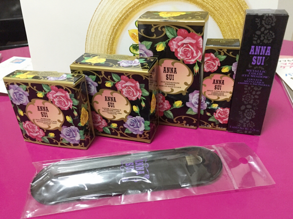 新品未使用 ANNA SUI【定価12000円以上】アナスイ化粧品セット