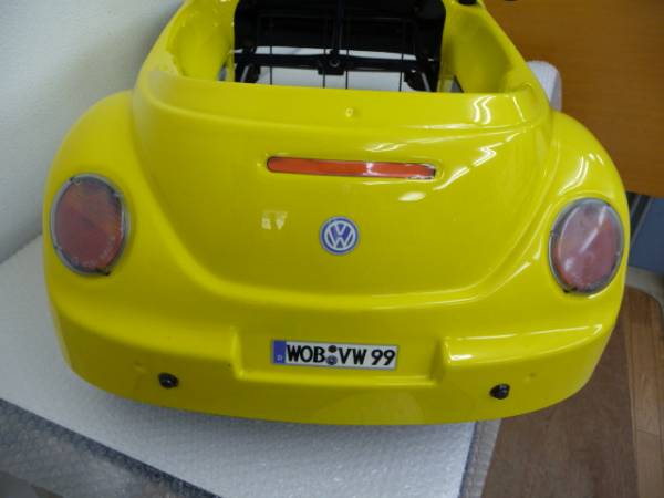 フォルクスワーゲン ミニカー ホットウィール 1:32 VW ワーゲンバス