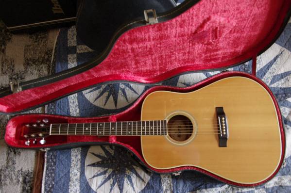 Morris W-20アコースティックギター 日本製ヴィンテージハードケース付き 楽器・機材 Morris W-20 アコースティックギター ハードケース付