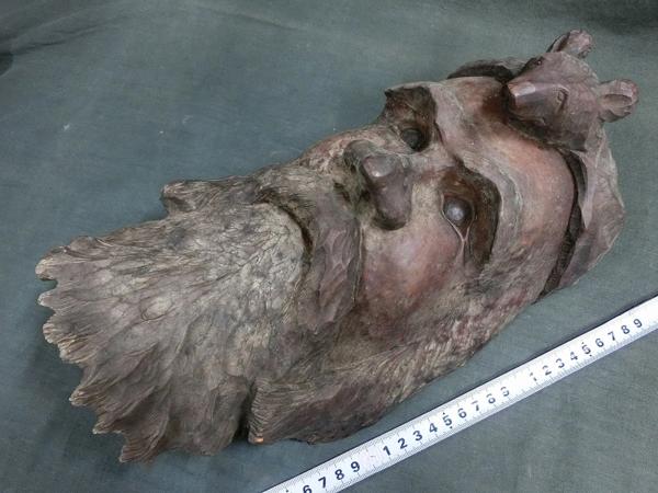 メルカリ アイヌ 北海道 木製彫刻 男性の顔 木彫り : 顔 木彫りアイヌ