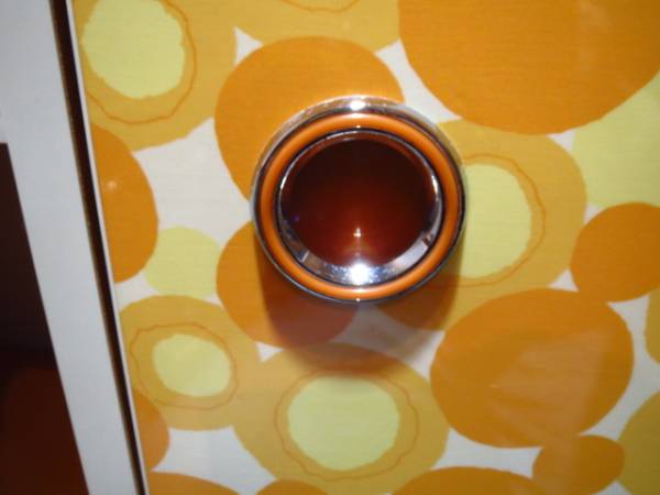 レトロポップ　レトロ　オレンジ　棚　キャビネット　水玉