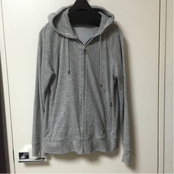 バーバリーブラックレーベル ベロアパーカー