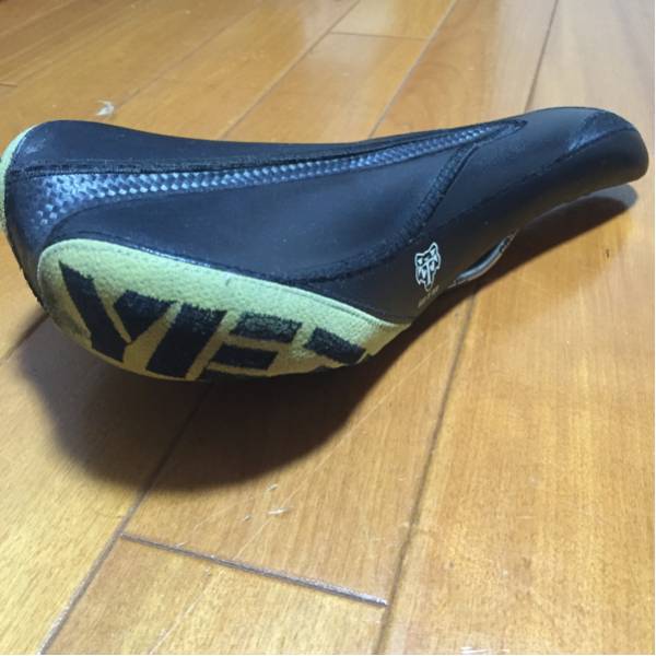 WTB Yeti Cycles純正サドル 黒⁄黄色 YETI 公式通販 saddle Saddle