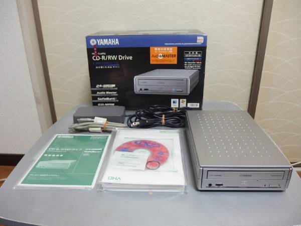 Yahoo!オークション YAMAHA ヤマハ (CD crw」外付けCD-R⁄RWドライブ
