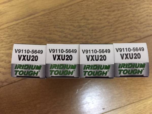 ★DENSOイリジウムタフ プラグ　VXU20　新品４本★