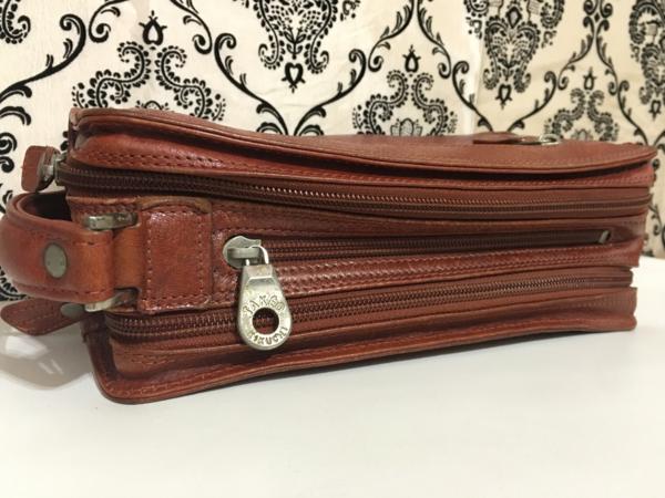 【美品】タケオキクチ クラッチバッグ セカンドバッグ 本革 茶