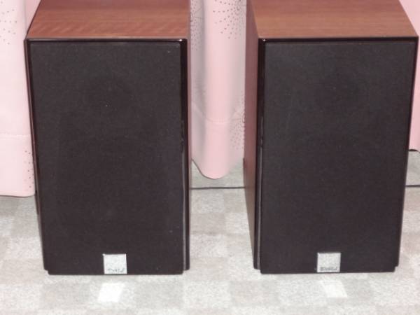 ほぼ新品　DALI 　ZENSOR1 [ライトウォールナット ペア]オマケ付