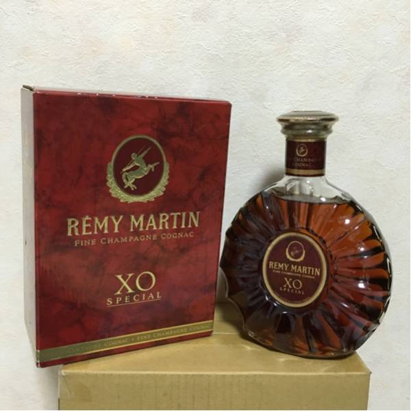レミーマルタンXOスペシャル 未開栓 700ml 古酒 美品 f