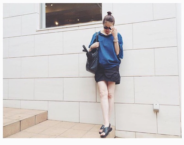 AMIW二ノ宮着用　デニムチュニック　バナーバレット　ブラウス