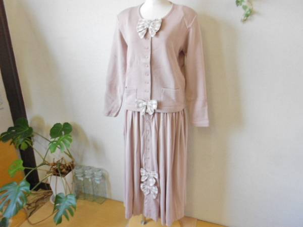 未使用 ピンクハウス PINKHOUSE リボンの可愛い セットアップ 未使用 ピンクハウス PINKHOUSE リボンの可愛い セットアップ