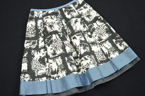 ◎Lois CRAYON ロイスクレヨンスカート.5135