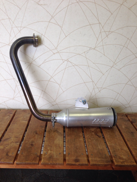 TW200用スーパートラップマフラーアップタイプスリップオンマフラー