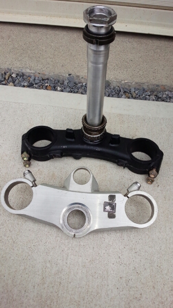 ZZR1100外し　倒立ステム　トップブリッジ　