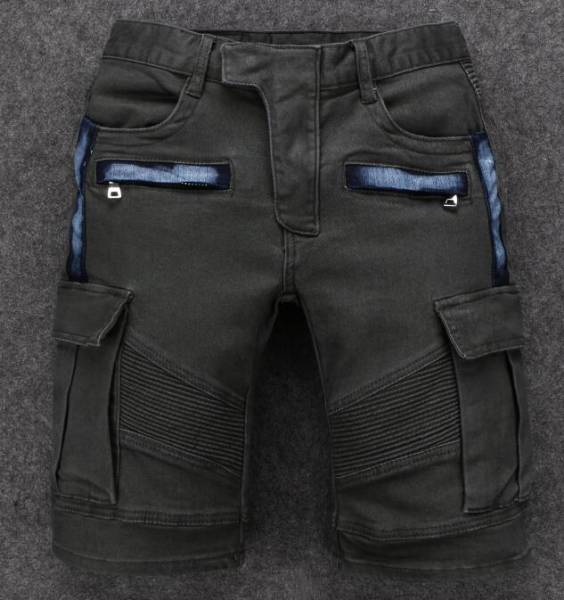 人気新品BALMAIN バルマン　デニム　ジーンズ　メンズパンツ　30