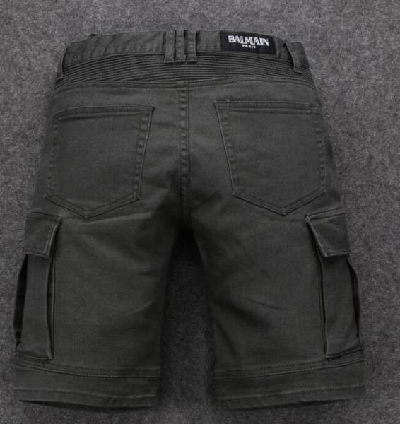 人気新品BALMAIN バルマン　デニム　ジーンズ　メンズパンツ　30