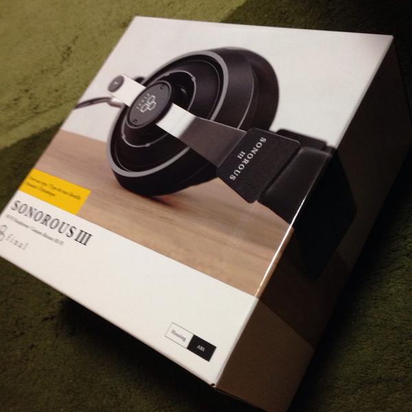 オーディオ機器 【使用少・美品】final SONOROUS III 有線ヘッドホン