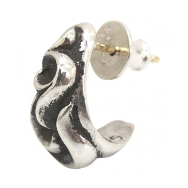 CHROME HEARTS/カーブドティアドロップピアス 銀座店］CHROME 【公式通販】