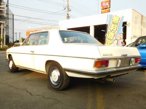 ベンツ280CEクーペ 4速MT 元警察車両 激レア 旧車 右ハンドル_4