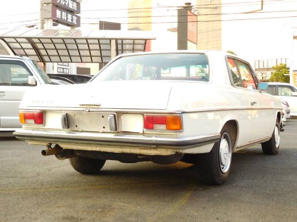 ベンツ280CEクーペ 4速MT 元警察車両 激レア 旧車 右ハンドル_6