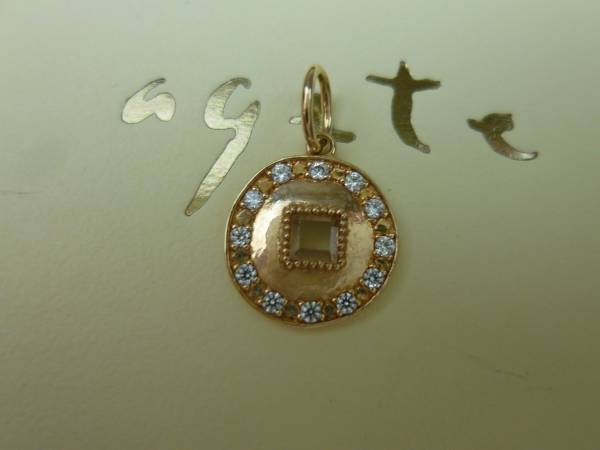 agete K10xホワイトトパーズ×CZ ネックレスチャーム 2026 【公式通販】