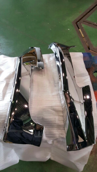 三菱ベストワンファイターフロントバンパー★エクステ純正★