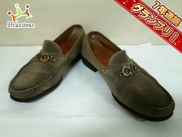 サルバトーレフェラガモ ローファー 9EE メンズ ガンチーニ