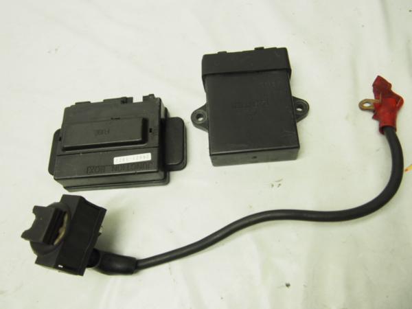 ZX-10純正電装2点_イグナイター_レギュレーター_リレー ご覧いただき