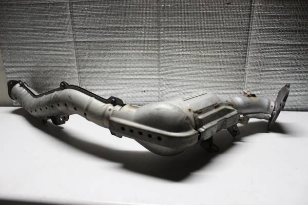 ●○フロント 触媒 ☆ インプレッサー 12年○●