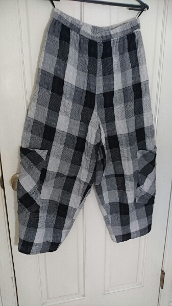 慈雨 チェック ワイドパンツ センソユニコ 美品/もゆる好きにも に興味