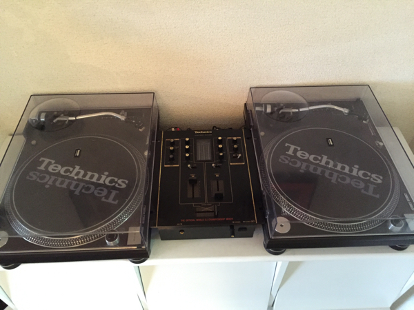 Technics SL-1200 MK3D ターンテーブル2台セット ミキサー付 Technics