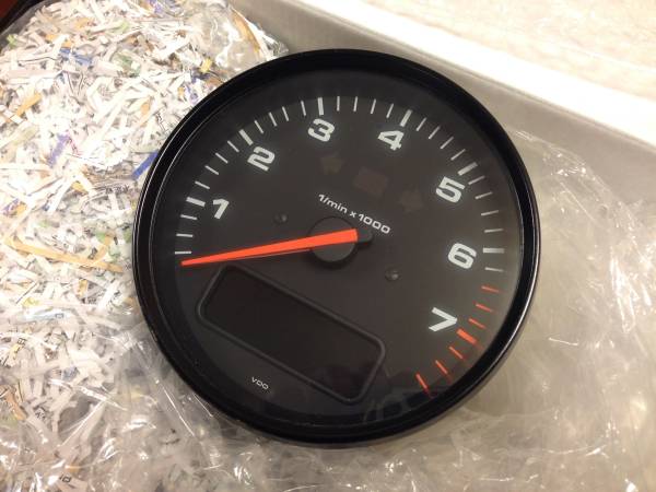 ポルシェ　964 965 ターボ用　タコメーター　綺麗です。
