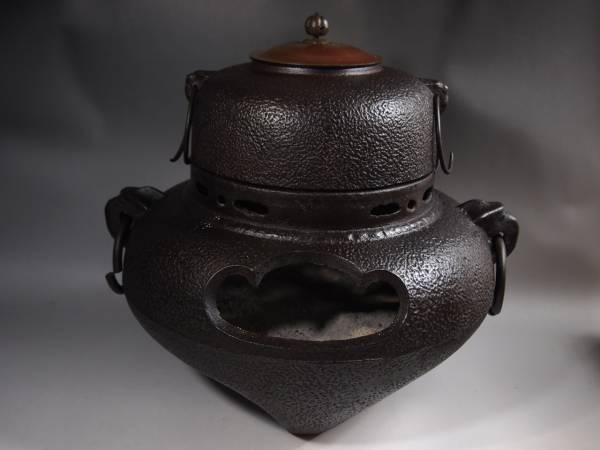茶道具 茶釜 風炉釜 鉄釜 風炉 鉄製 茶道 鉄瓶 | 鬼面風炉釜 中古品