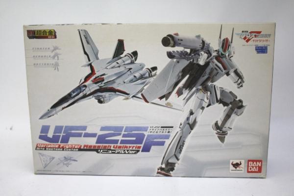 DX超合金★VF-25F メサイアバルキリー アルト機 リニューアルver