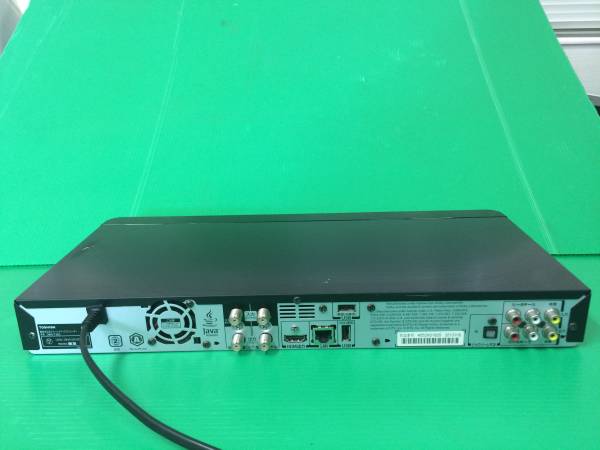 TOSHIBA ブルーレイレコーダー DBR-T360 未チェック