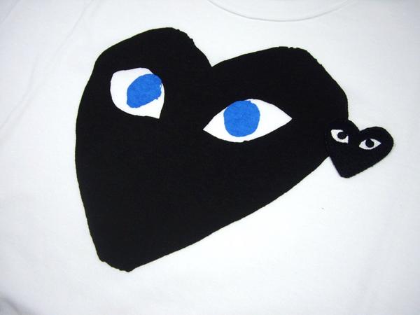 COMMEdesGARCONSギャルソンPLAY青眼黒ハート刺繍TシャツM PLAY COMME