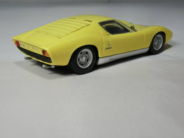 Minichamps Lamborgini Miura P400 Yellow 1/43_2