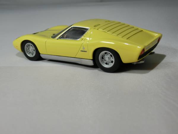 Minichamps Lamborgini Miura P400 Yellow 1/43_3