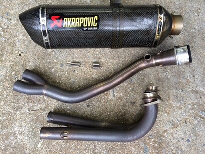 TMAX　500　530　アクラポビッチ　マフラー_3