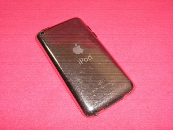 iPod touch☆　A1367　8GB　本体　i0728-1